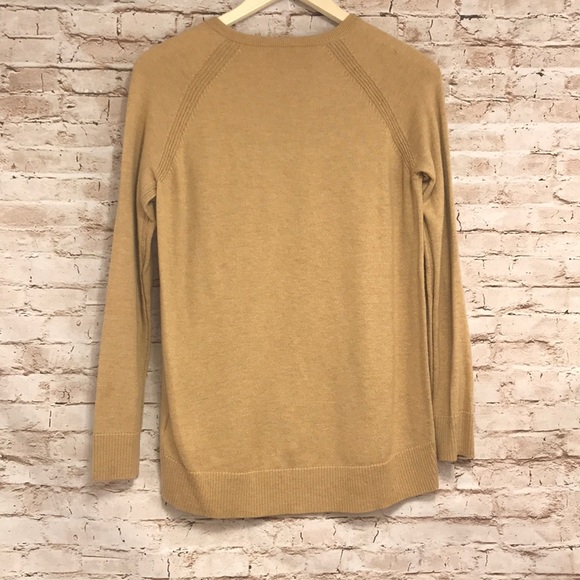 GAP V NECK SWEATER - Picture 5 of 5
